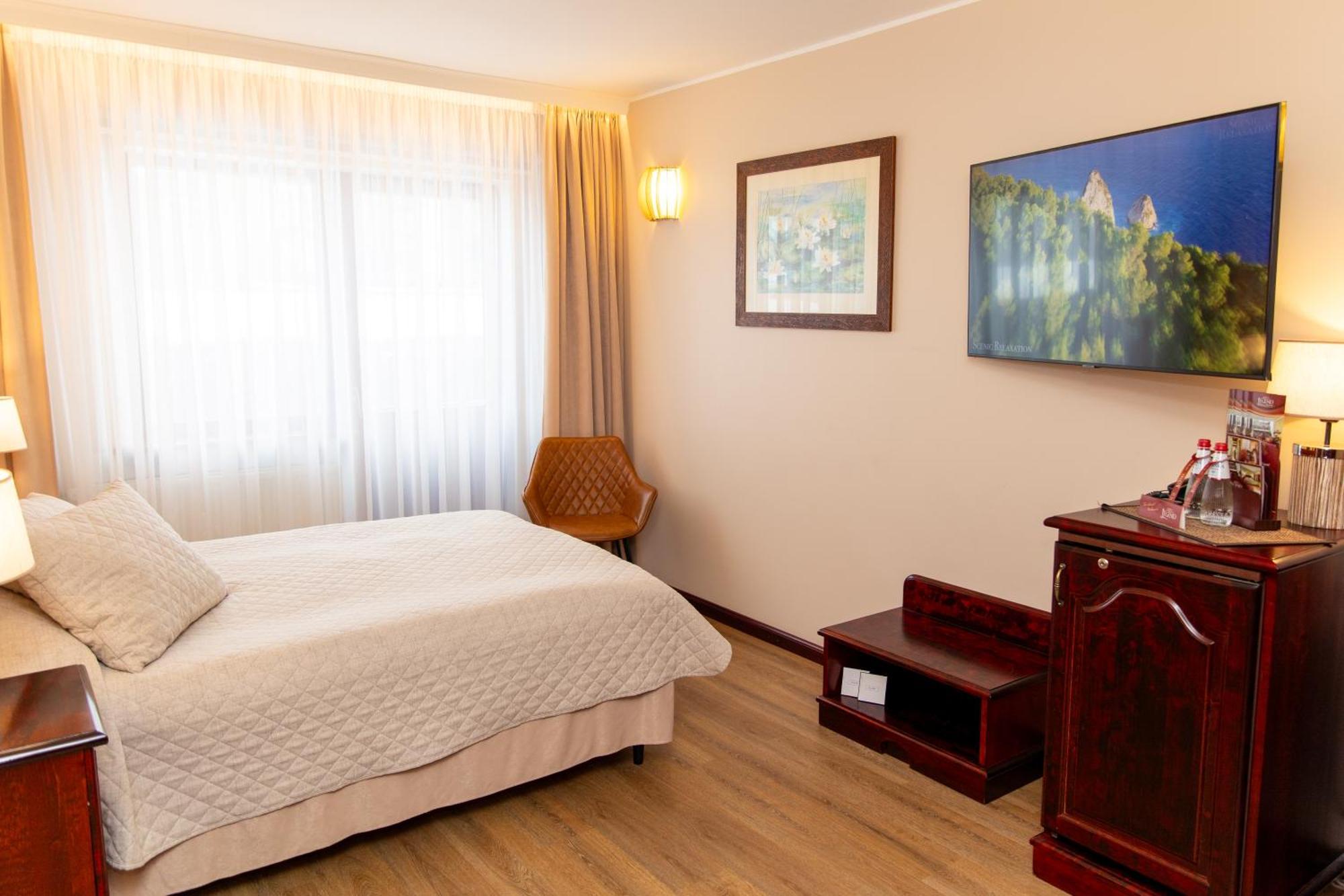Hotel Legend Пярну Экстерьер фото